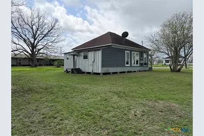 308 N Pumphrey Street, Edna, TX 77957 - Photo 21
