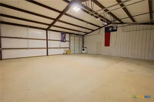 177 Leaning Oak Rd, Victoria, TX 77904 - Photo 23