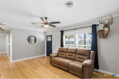 608 E Rosebud Avenue, Victoria, TX 77901 - Photo 13