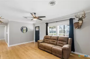 608 E Rosebud Ave, Victoria, TX 77901 - Photo 13