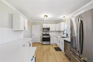 608 E Rosebud Ave, Victoria, TX 77901 - Photo 7