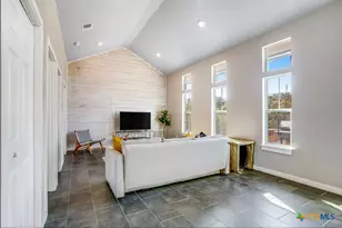 316 Cloud Top, Canyon Lake, TX 78133 - Photo 3