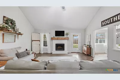 753 Belmont Drive, New Braunfels, TX 78130 - Photo 3