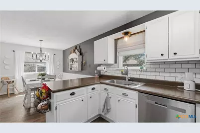 753 Belmont Drive, New Braunfels, TX 78130 - Photo 15