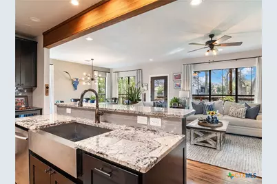 502 E Basel Street, New Braunfels, TX 78130 - Photo 17