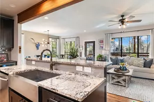 502 E Basel St, New Braunfels, TX 78130 - Photo 17