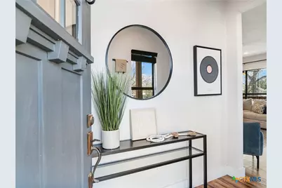 502 E Basel Street, New Braunfels, TX 78130 - Photo 7