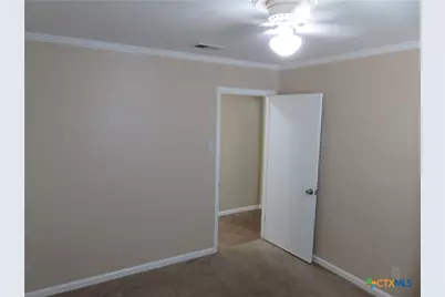 1339 Mockingbird Lane, Seguin, TX 78155 - Photo 37