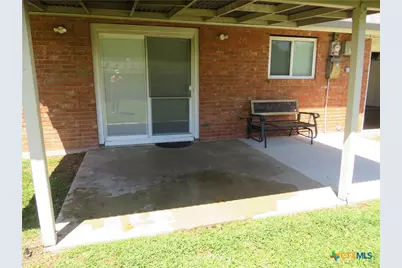 1339 Mockingbird Lane, Seguin, TX 78155 - Photo 11