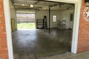 1339 Mockingbird Ln, Seguin, TX 78155 - Photo 5