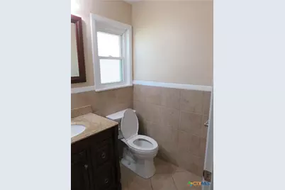 1339 Mockingbird Lane, Seguin, TX 78155 - Photo 31