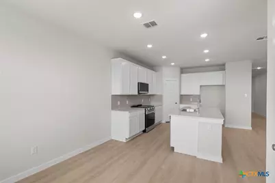 2517 Heritance Pass, Seguin, TX 78155 - Photo 13