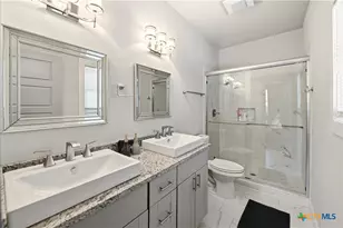 419 N Hackberry St, San Antonio, TX 78202 - Photo 17