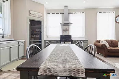 455 Buentello Rd, Victoria, TX 77905 - Photo 9