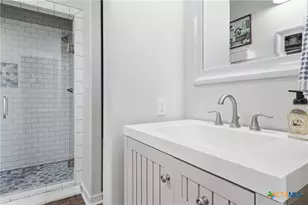 455 Buentello Rd, Victoria, TX 77905 - Photo 23