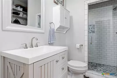 455 Buentello Rd, Victoria, TX 77905 - Photo 17