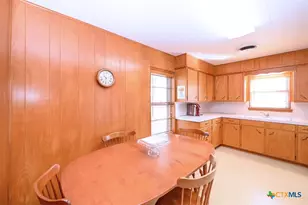 1906 Schorn St, Killeen, TX 76542 - Photo 9