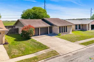 104 Willowick Dr, Victoria, TX 77901 - Photo 3