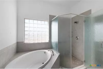 1298 County Road 2337, Lampasas, TX 76550 - Photo 21