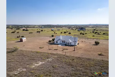 1298 County Road 2337, Lampasas, TX 76550 - Photo 39