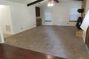 139 Lone Oak St, Seguin, TX 78155 - Photo 11