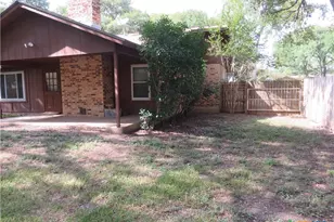 139 Lone Oak St, Seguin, TX 78155 - Photo 9