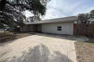 2109 Urbantke Ln, Copperas Cove, TX 76522 - Photo 3