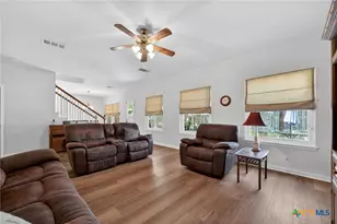 965 Rio Verde, New Braunfels, TX 78130 - Photo 3