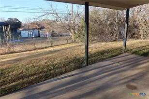 809 N 23rd St, Copperas Cove, TX 76522 - Photo 13