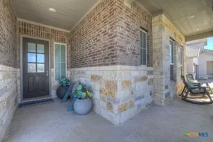 382 Nightshade Trl, New Braunfels, TX 78132 - Photo 3
