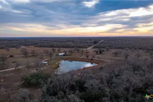 104 Longhorn Rd, Stockdale, TX 78160 - Photo 3