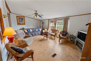 104 Longhorn Rd, Stockdale, TX 78160 - Photo 9