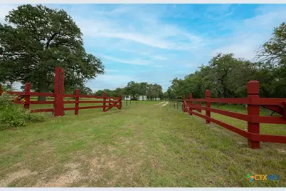 104 Longhorn Road, Stockdale, TX 78160 - Photo 17