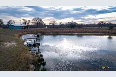 104 Longhorn Road, Stockdale, TX 78160 - Photo 5