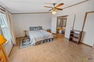 104 Longhorn Rd, Stockdale, TX 78160 - Photo 11