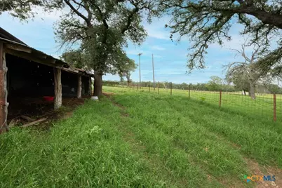 104 Longhorn Road, Stockdale, TX 78160 - Photo 27