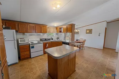 104 Longhorn Road, Stockdale, TX 78160 - Photo 11