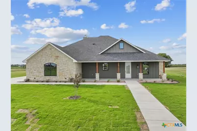 107 Pr 711, Lott, TX 76656 - Photo 1
