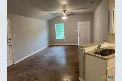 117 E Valley Road, Harker Heights, TX 76548 - Photo 9