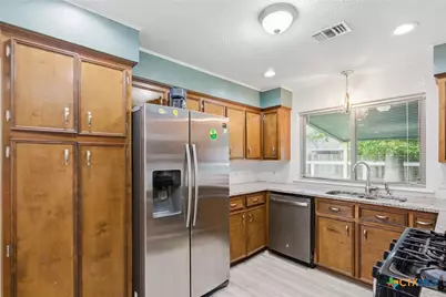 205 Westchester Drive, Victoria, TX 77904 - Photo 7