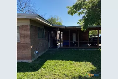 711 Hybiscus Lane, Victoria, TX 77904 - Photo 3