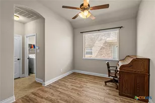 1082 Cedar Glen Dr, New Braunfels, TX 78132 - Photo 15