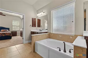 1082 Cedar Glen Dr, New Braunfels, TX 78132 - Photo 35