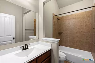 1082 Cedar Glen Dr, New Braunfels, TX 78132 - Photo 9