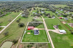 201 Stone Oak Dr, Inez, TX 77968 - Photo 45