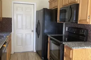 304 N 1st St, Nolanville, TX 76559 - Photo 11