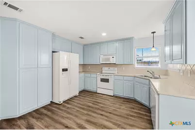 2607 Armstrong Drive, Belton, TX 76513 - Photo 9