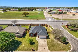 2607 Armstrong Dr, Belton, TX 76513 - Photo 3