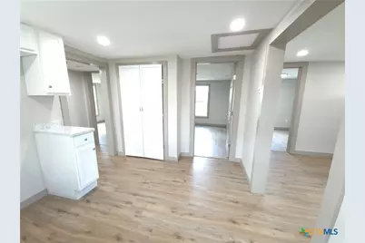 2605 Plainview Street, Victoria, TX 77901 - Photo 11