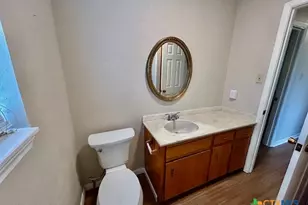 1006 Mc Ln, Victoria, TX 77904 - Photo 13